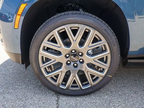 New 2026 GMC Yukon Denali Ultimate w/ LPO, Floor Liner Package AWD/4WD image 42