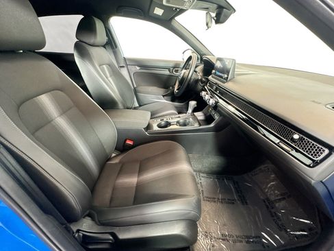 Used 2025 Honda Civic Sport image 24