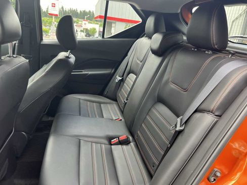 Used 2020 Nissan Kicks SR w/ SR Premium Package FWD image 14