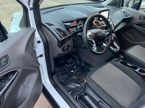Used 2020 Ford Transit Connect XL FWD image 19