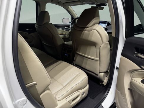 Certified 2020 Acura MDX w/ Technology Package AWD/4WD image 12