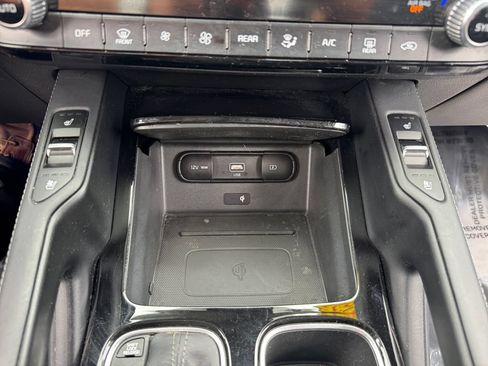 Used 2021 Kia Telluride SX w/ SX Prestige Package AWD/4WD image 24