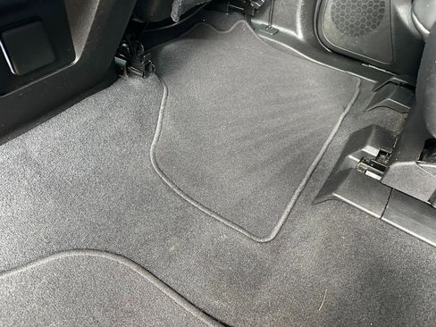 Used 2021 Chevrolet Tahoe Z71 image 18