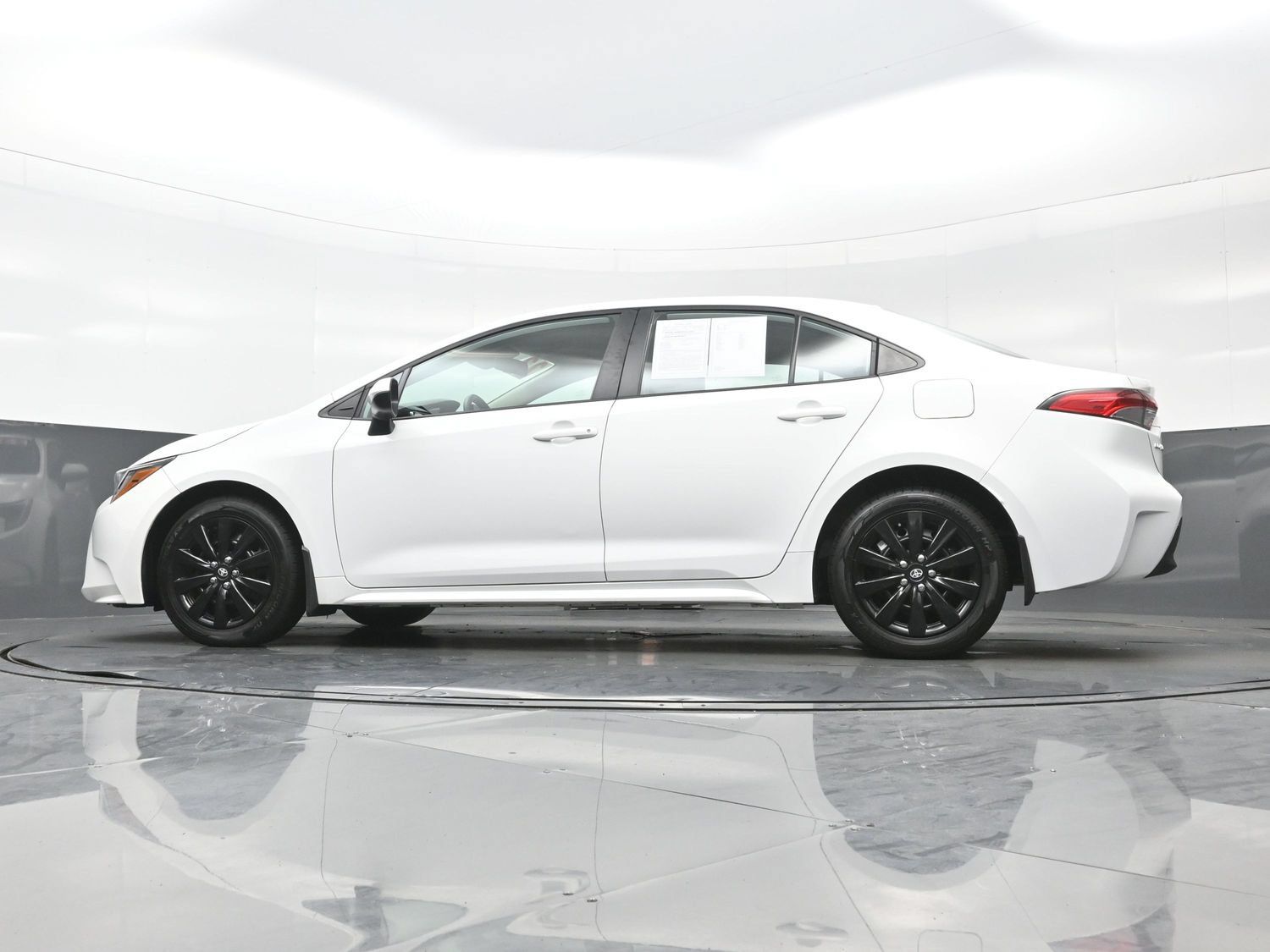 Used 2023 Toyota Corolla LE FWD image 26