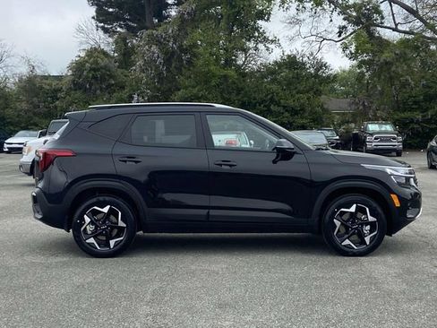New 2026 Kia Seltos S AWD/4WD image 2