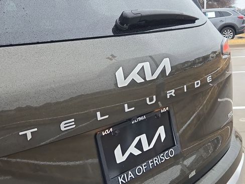 Certified 2024 Kia Telluride SX image 11