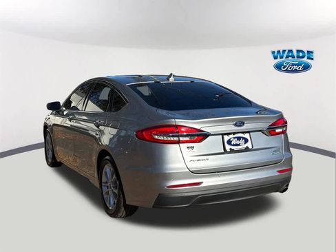 Used 2020 Ford Fusion SE image 7