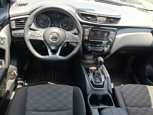 Used 2019 Nissan Rogue Sport SV AWD/4WD image 11