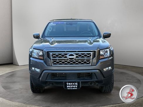 Used 2024 Nissan Frontier SV w/ SV Convenience Package AWD/4WD image 2