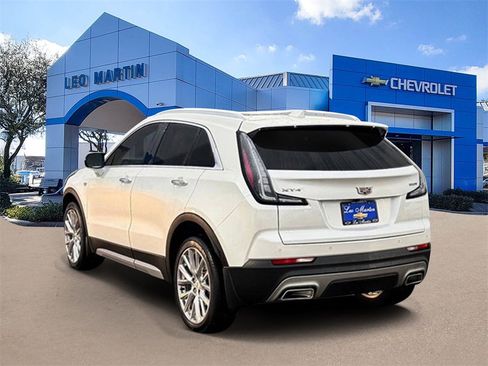 Used 2023 Cadillac XT4 Premium Luxury w/ Technology Package image 7