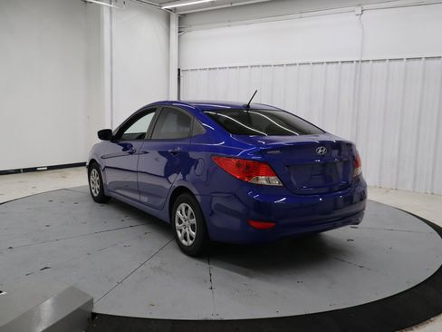 Used 2014 Hyundai Accent GLS FWD image 5