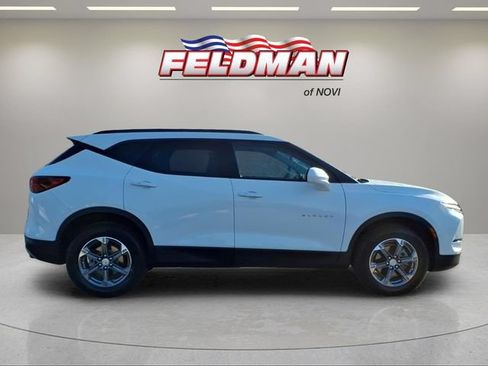 Used 2024 Chevrolet Blazer LT w/ Convenience Package FWD image 7