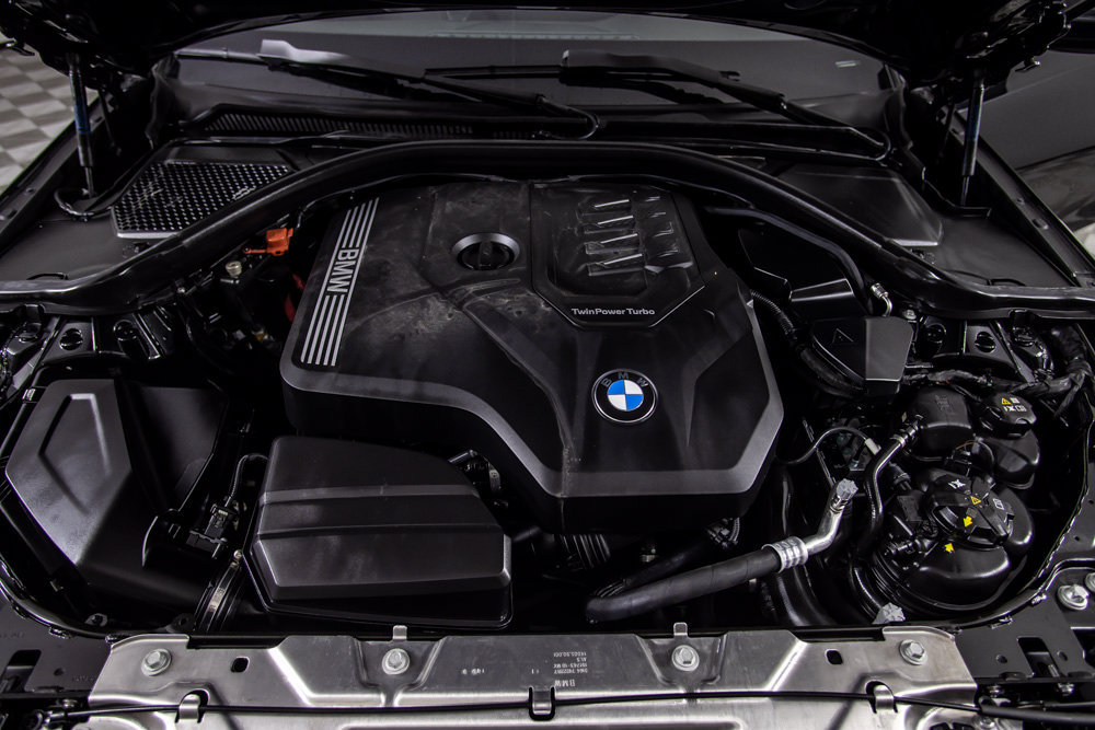 Used 2024 BMW 330i Sedan w/ Convenience Package RWD image 43