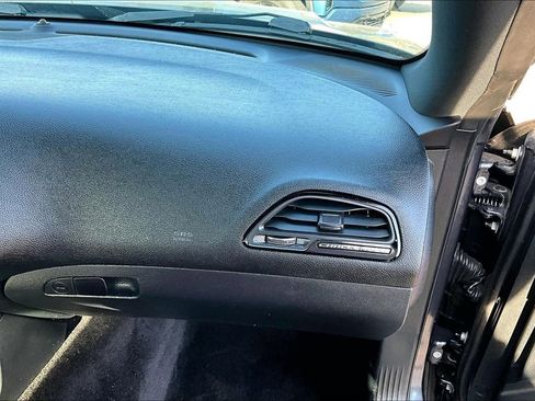 Used 2017 Dodge Challenger GT w/ Driver Convenience Group image 16