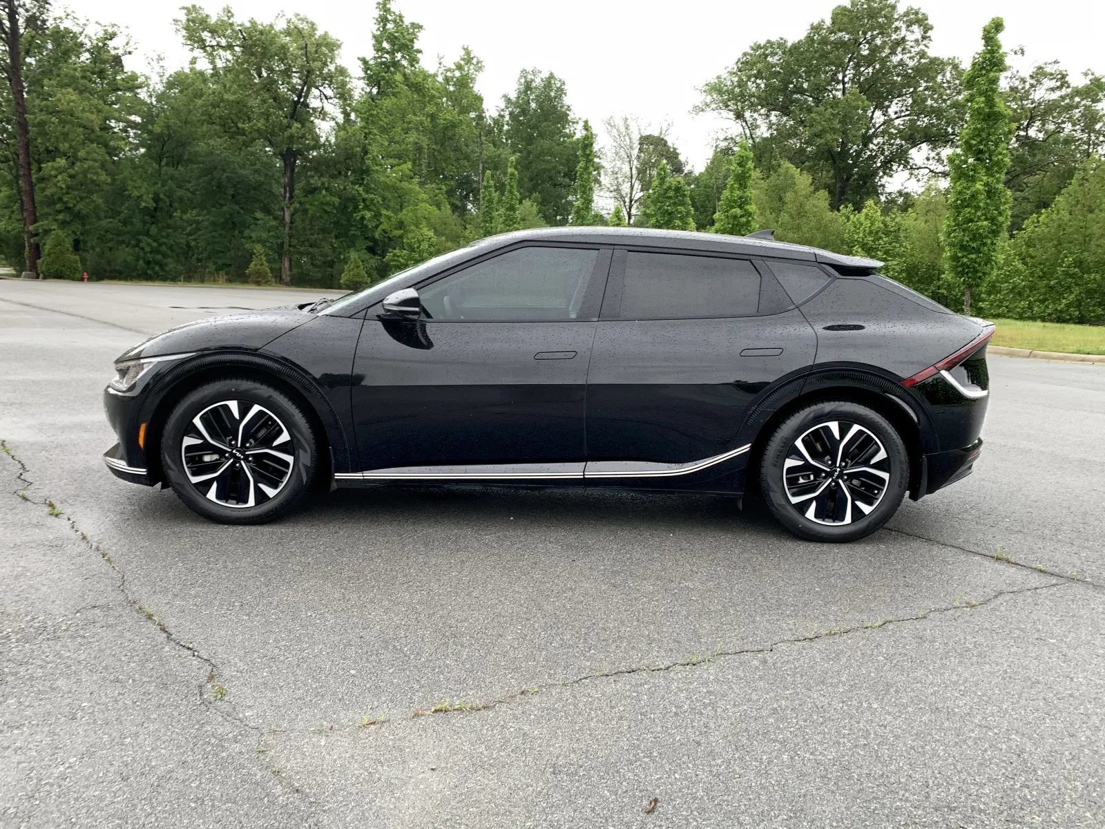 Used 2022 Kia EV6 Wind AWD/4WD image 4