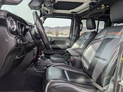 Used 2021 Jeep Wrangler Unlimited Rubicon w/ Dual Top Group image 11