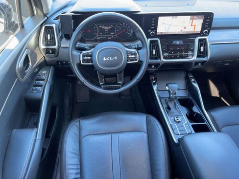 Used 2022 Kia Sorento S w/ Panoramic Sunroof Package image 28