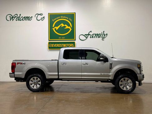 Used 2020 Ford F250 Platinum AWD/4WD image 10