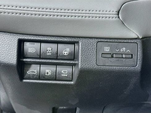 Certified 2021 Toyota Avalon Limited w/ Advanced Safety Package AWD/4WD image 20