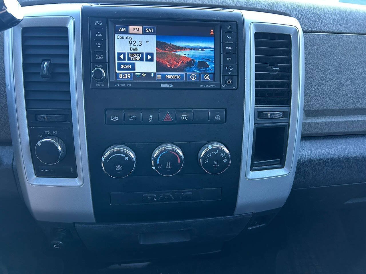 Used 2012 RAM 2500 SLT w/ Popular Equipment Group AWD/4WD image 16