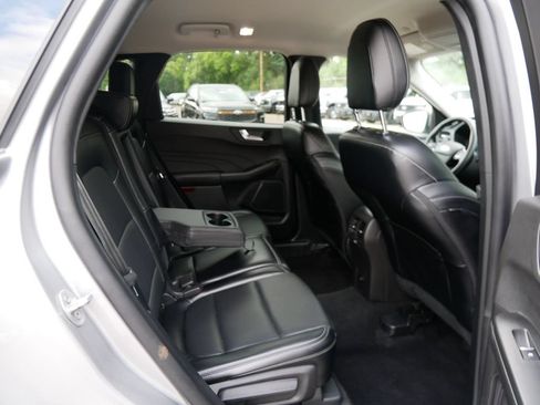 Certified 2024 Ford Escape Platinum AWD/4WD image 9