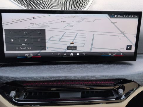 Used 2025 BMW 330i 330i w/ Convenience Package image 24