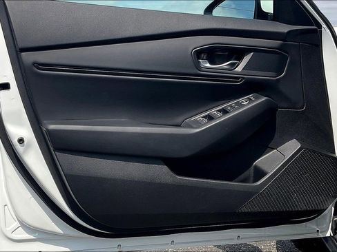 Certified 2024 Honda Accord EX image 24