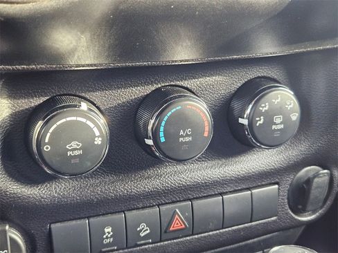 Used 2016 Jeep Wrangler Unlimited Sport image 25