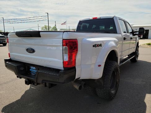 Used 2017 Ford F350 XL w/ Power Equipment Group AWD/4WD image 4