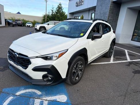 Used 2024 Subaru Crosstrek 2.0i Premium AWD/4WD image 3