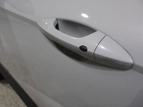 Used 2024 Hyundai Kona SEL image 9