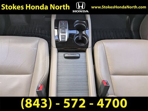 Used 2016 Honda Pilot Touring image 21