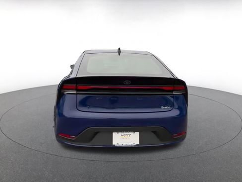 Used 2025 Toyota Prius LE image 12