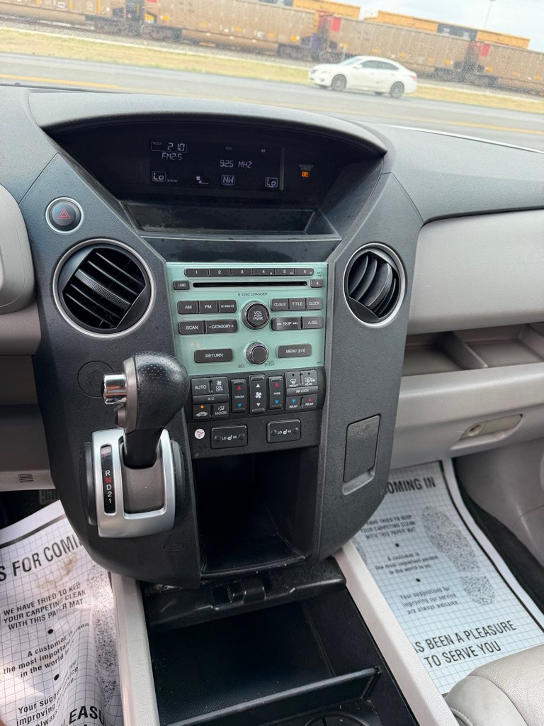 Used 2010 Honda Pilot EX-L image 14