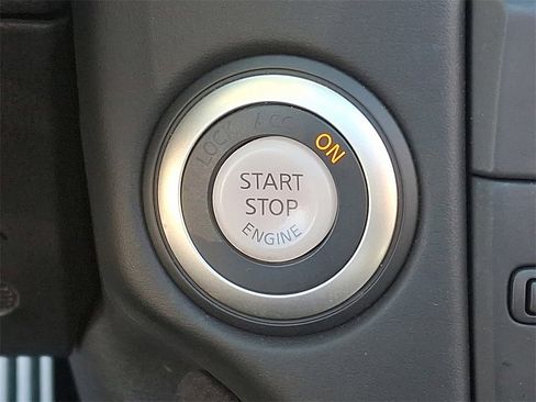 Used 2018 Nissan 370Z Touring Sport image 23