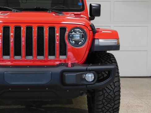 Used 2020 Jeep Wrangler Rubicon w/ Uconnect 4C Nav & Sound Group AWD/4WD image 13