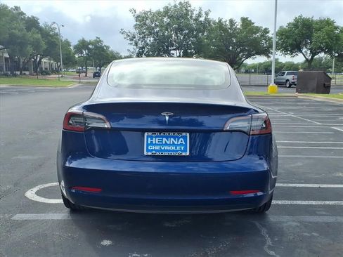 Used 2023 Tesla Model 3 Standard Range RWD image 5