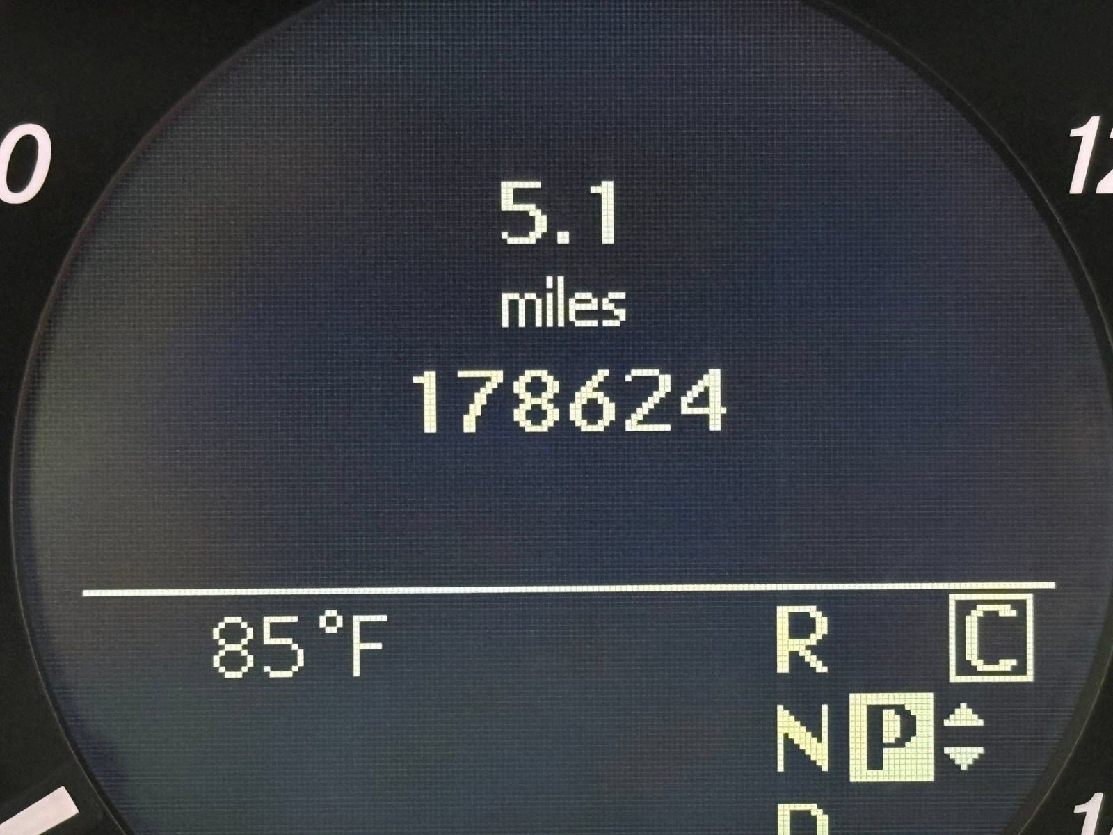 Used 2010 Mercedes-Benz E 350 Sedan image 19