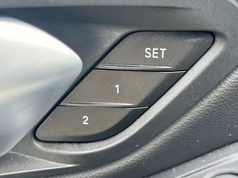 Used 2024 BMW 330e xDrive 330e xDrive Plug-In Hybrid AWD image 82