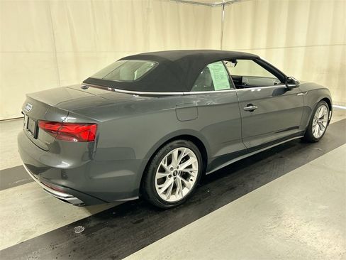 Used 2022 Audi A5 2.0T Premium image 2