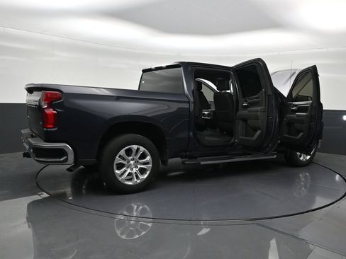 Used 2023 Chevrolet Silverado 1500 LTZ RWD image 31