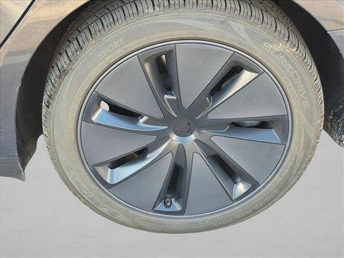 Used 2025 Tesla Model 3 Long Range RWD image 18