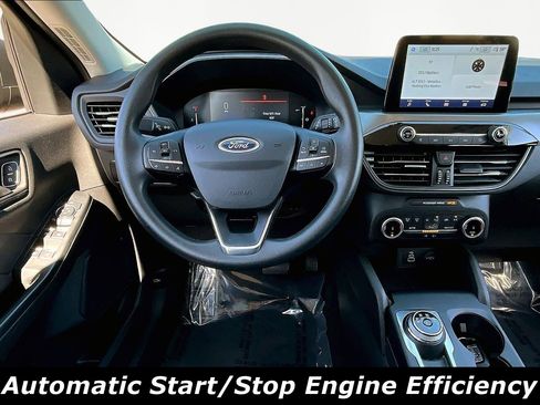 Used 2025 Ford Escape Active AWD/4WD image 8