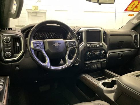 Used 2020 Chevrolet Silverado 1500 RST w/ Rally Edition AWD/4WD image 10