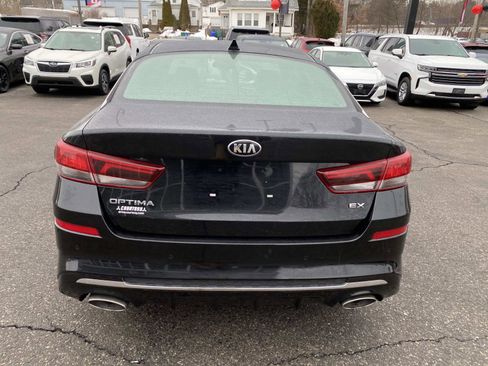 Used 2019 Kia Optima EX image 4