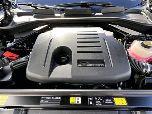 New 2026 Land Rover Range Rover Long Wheelbase SE image 11