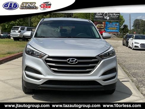 Used 2016 Hyundai Tucson SE FWD image 2