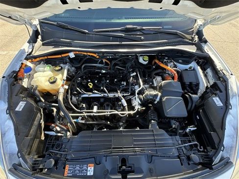 Used 2021 Ford Escape Titanium w/ Titanium Elite Package image 28