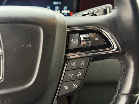 Used 2024 Lincoln Navigator Reserve image 15