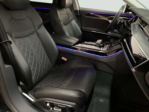 Used 2022 Audi S8 w/ S8 Comfort Plus Package AWD/4WD image 60